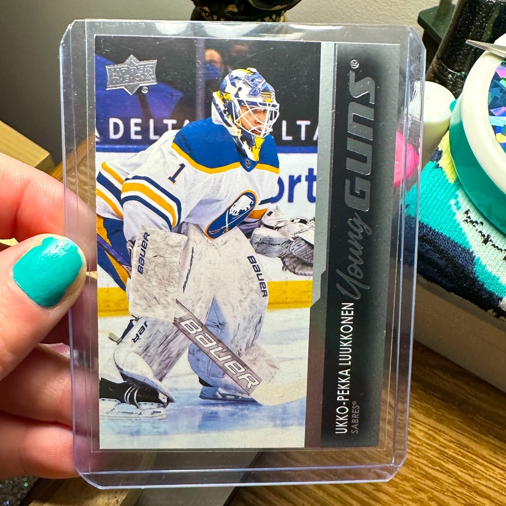 Ukko Pekka Luukkonen Young Guns card